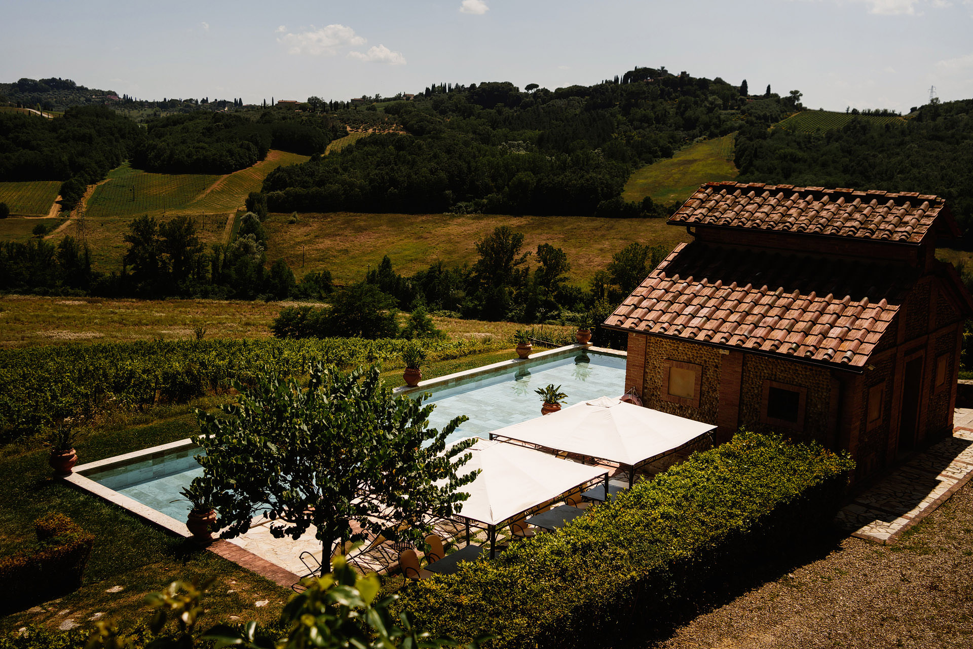 hindu wedding at tenuta di monaciano