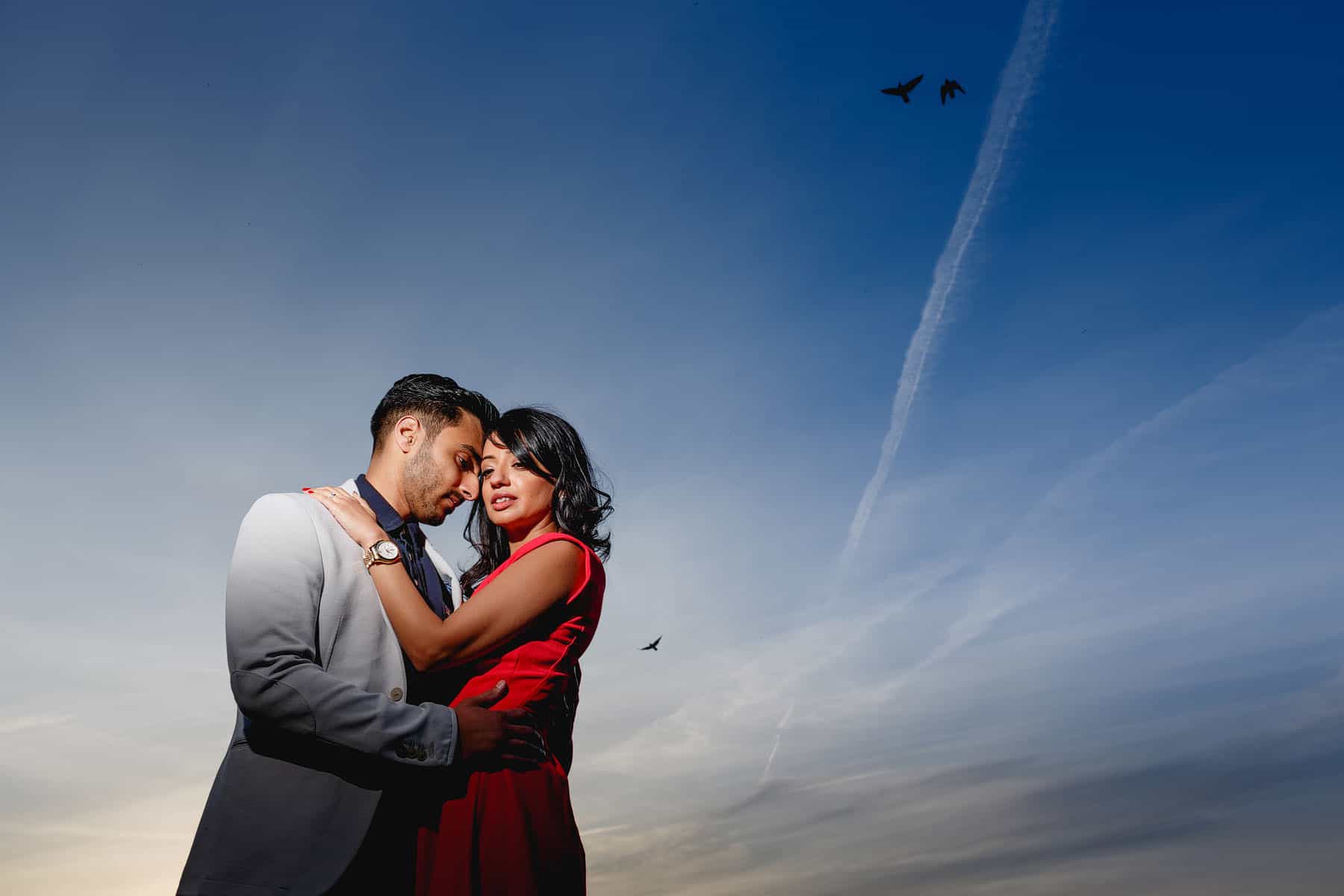 creative hyde park pre wedding shoot