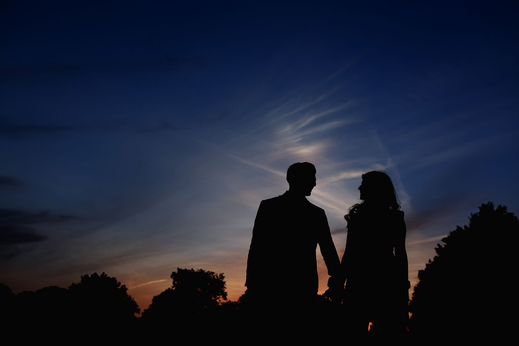 creative hyde park pre wedding shoot
