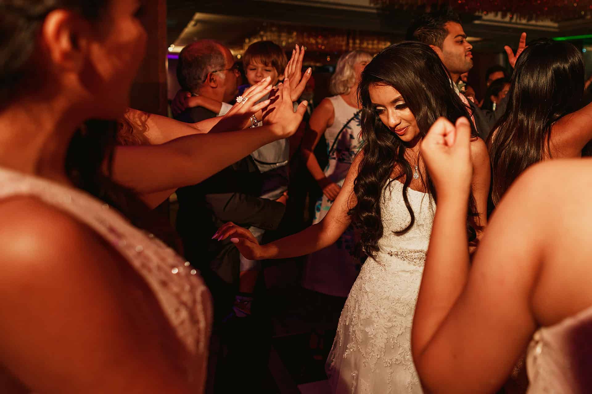 wedding photo the shard shangri la london