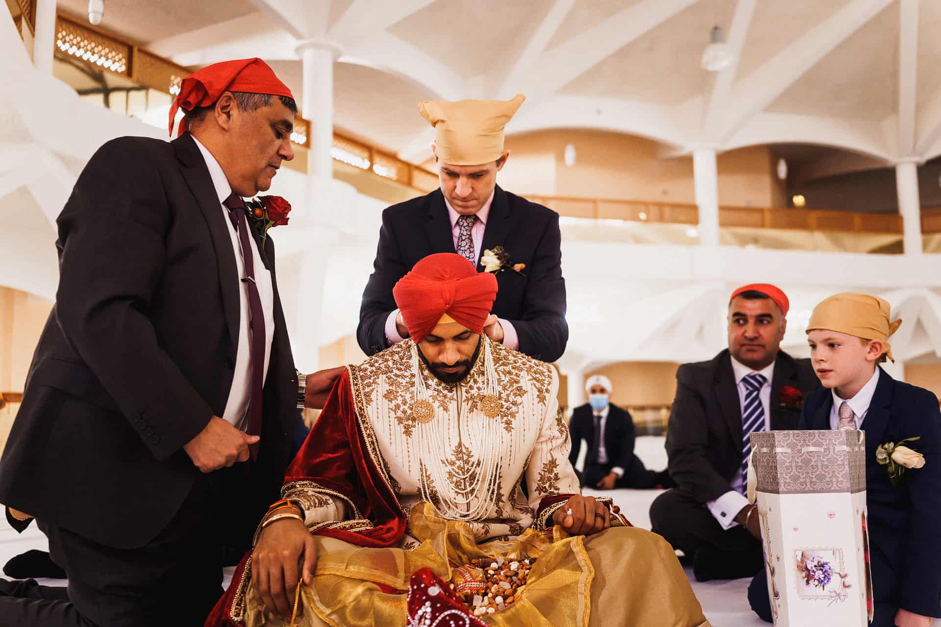 southall gurdwara sikh wedding photography