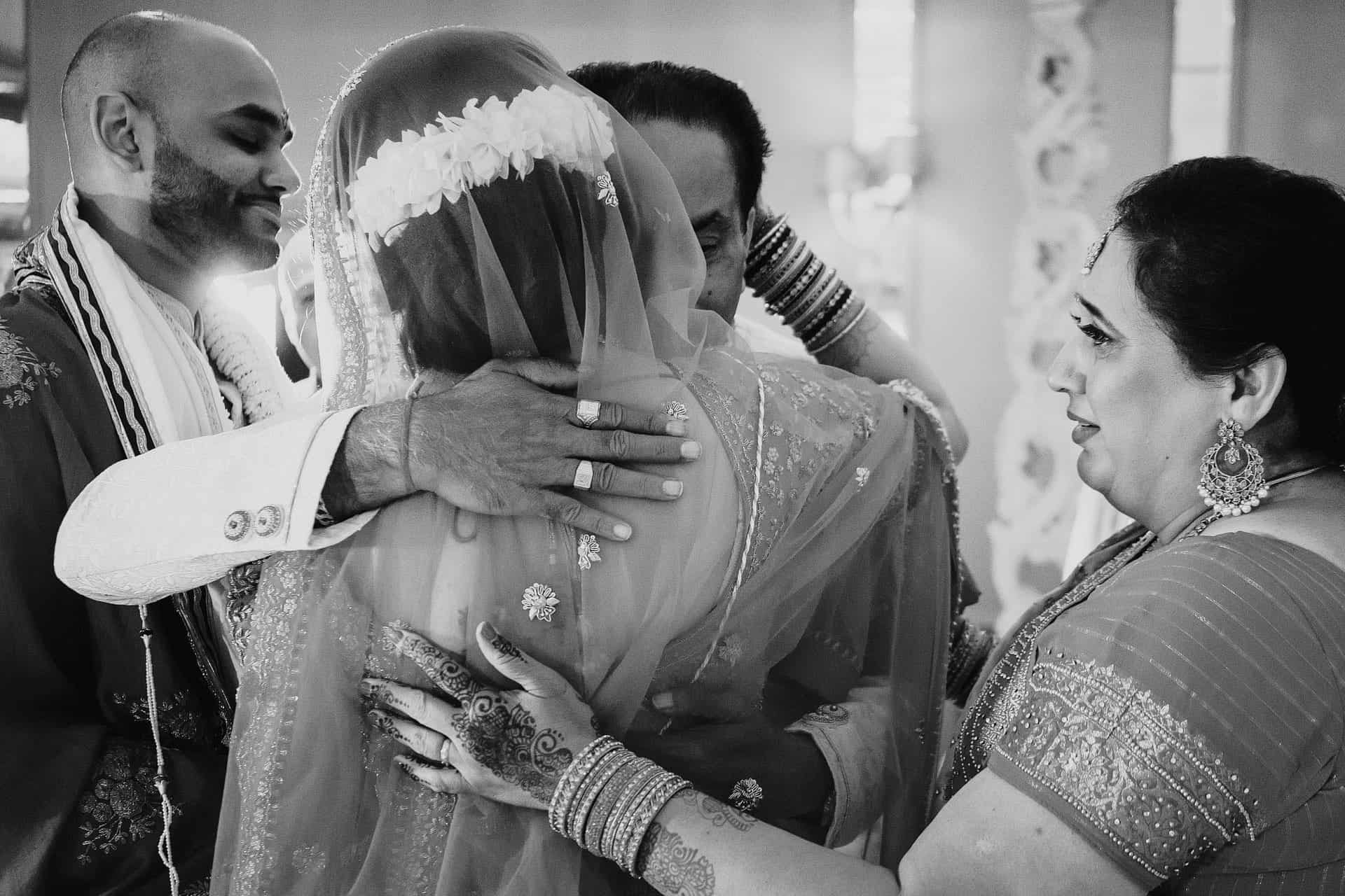 indian wedding photography sopwell house