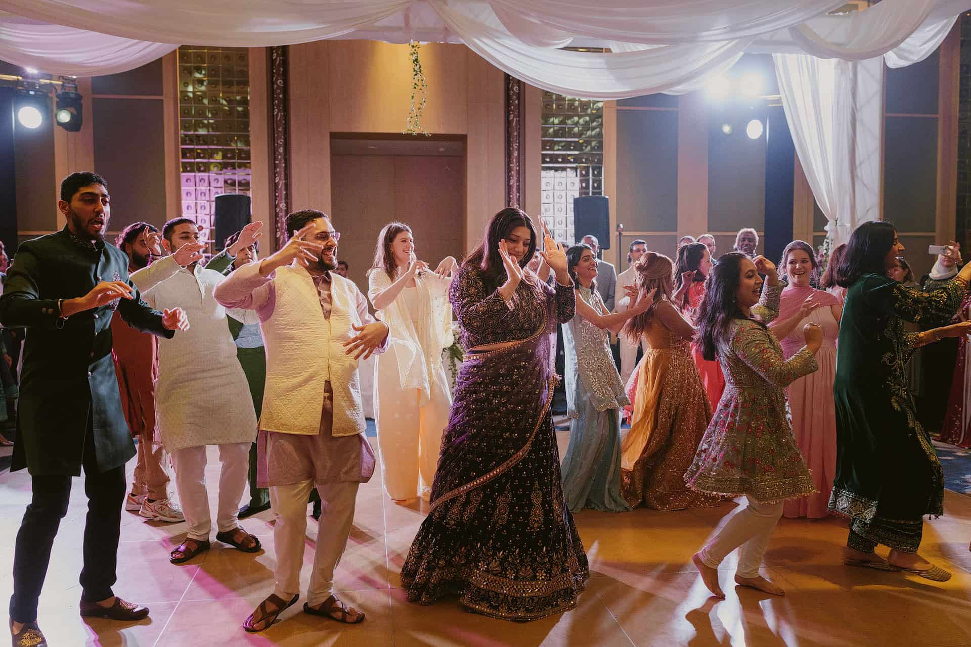 jumeirah muscat bay wedding photography