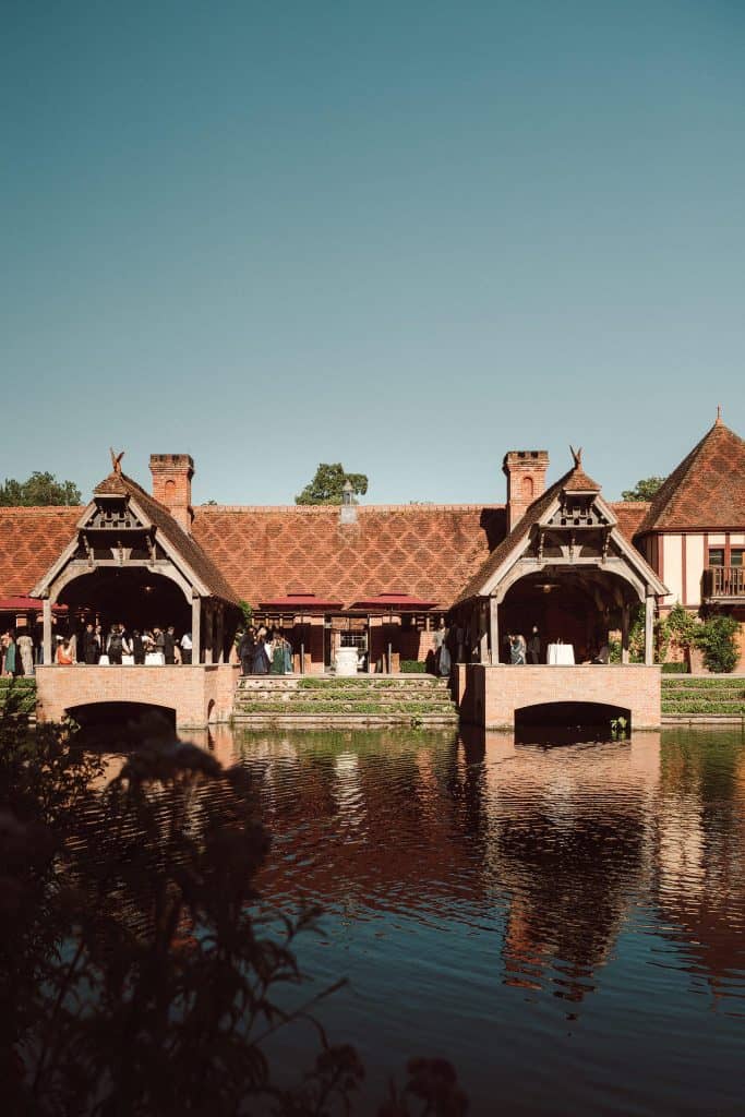 the dairy waddesdon wedding photographer
